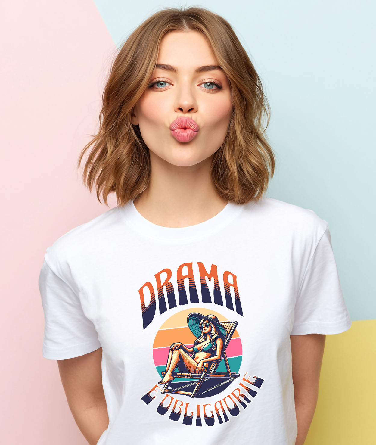 Tricou Femei, Barbati, Copii, Fata, Baiat, Unisex Personalizat Femeie pe Șezlong cu Pălărie și Ochelari de Soare - Cadou Personalizat Vacanță și Relaxare [1]