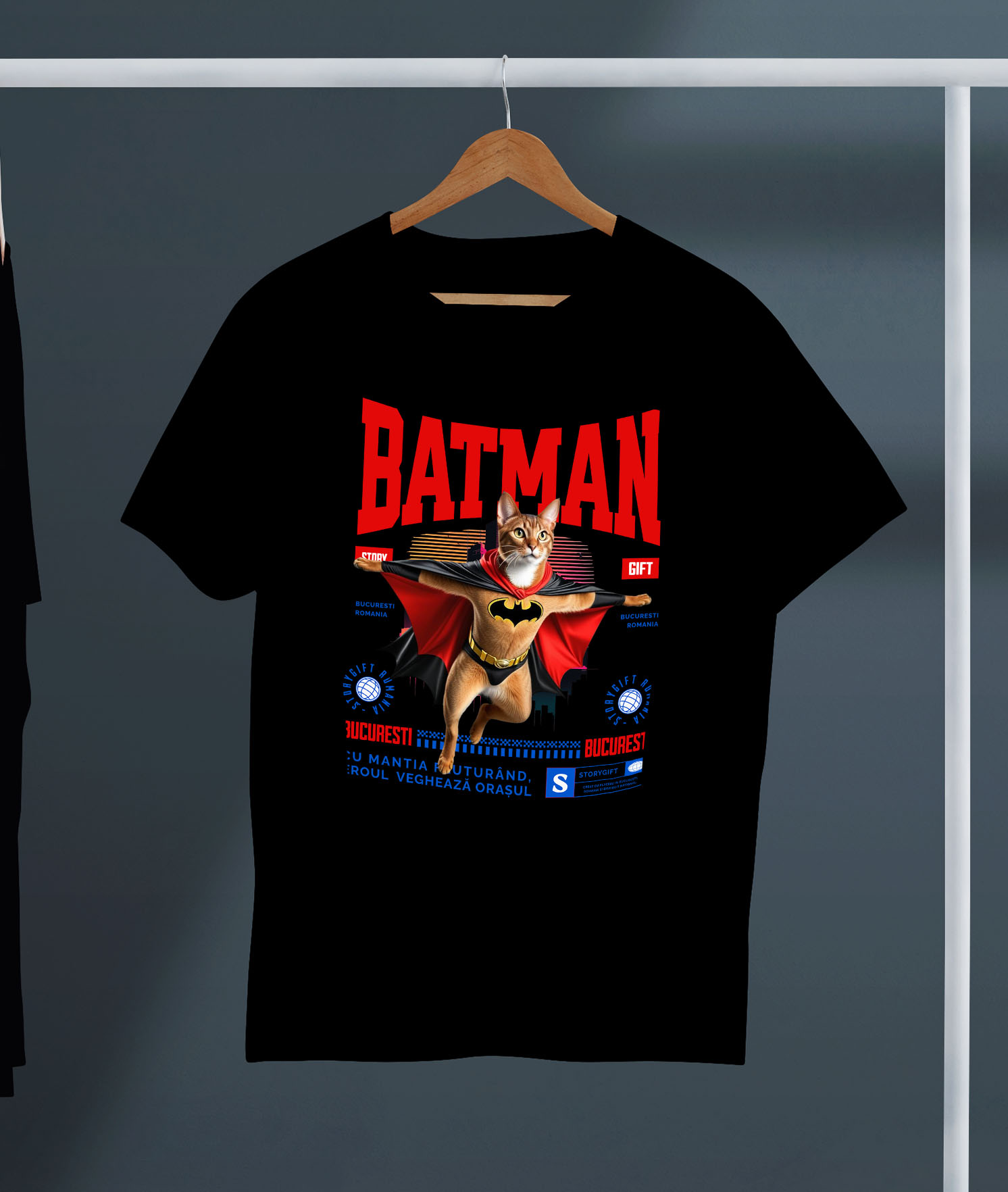 Tricou Femei, Barbati, Copii, Fata, Baiat, Unisex Personalizat Pisica Abisinian în Costum de Batman – Un Supererou Drăgălaș pentru Iubitorii de Pisici [2]