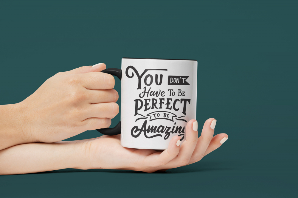 Cana Cu Mesaj You Don't Have To Be Perfect To Be Amazing, Dragobete, Valentine's Day, Partener, Negru, 330 ml, Maner Negru [3]