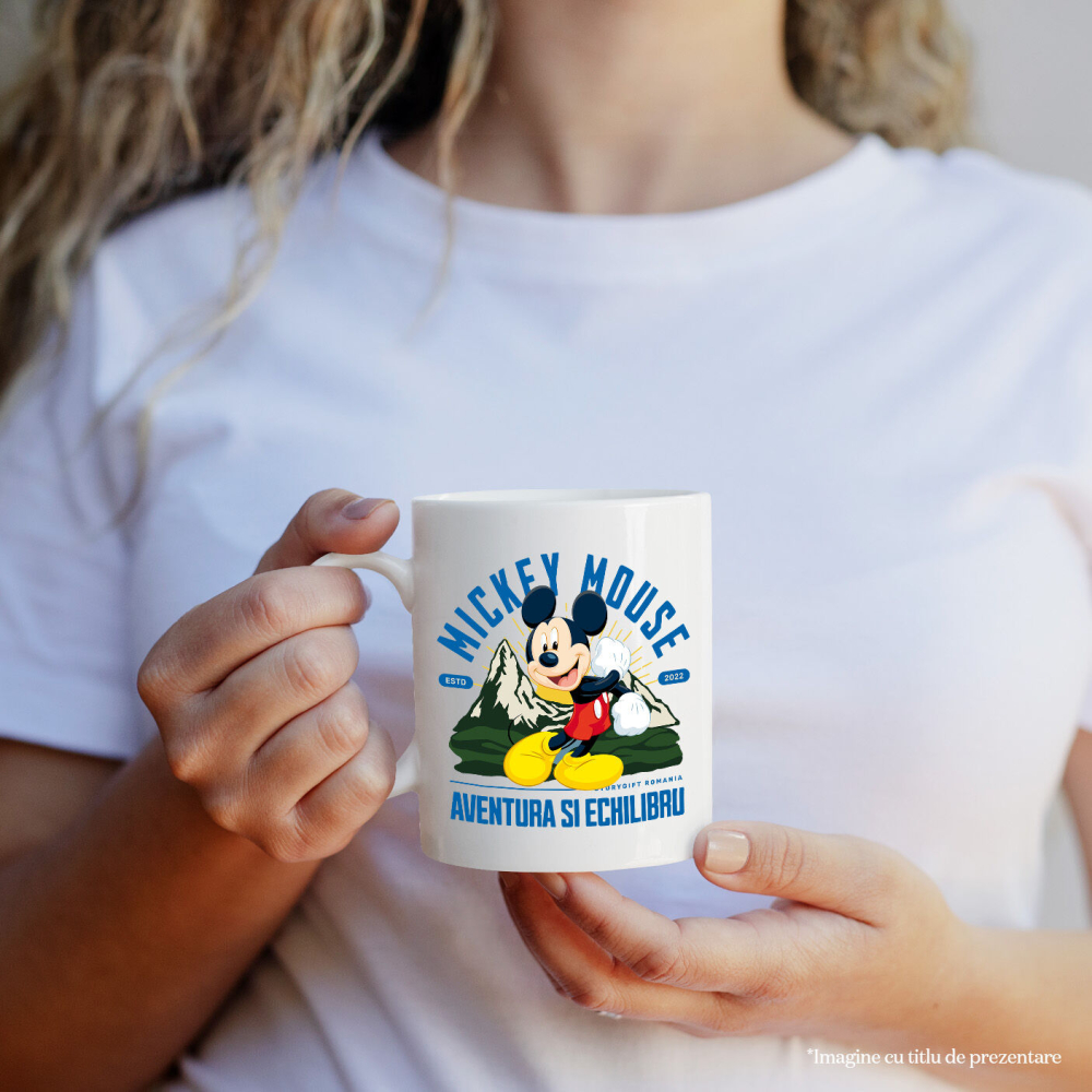 Cana Cu Mickey Mouse – Calator prin Tinuturi Montane Ceramica, 330ML, cu Maner Alb [2]