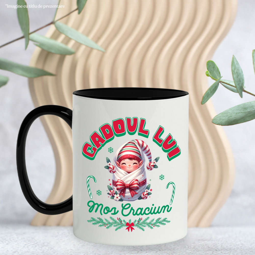 Cana Personalizata Bebe în Păturică cu Funda Roșie și Pălărie – Cadoul Perfect de Moș Crăciun [3]