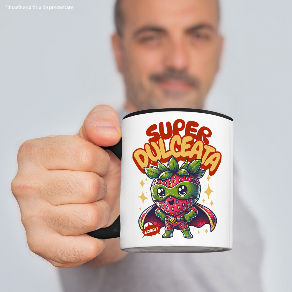 Cana Personalizata Super Erou Căpșună cu Capa Roșie – Cadou Personalizat „Super Dulceață” pentru Copii [2]