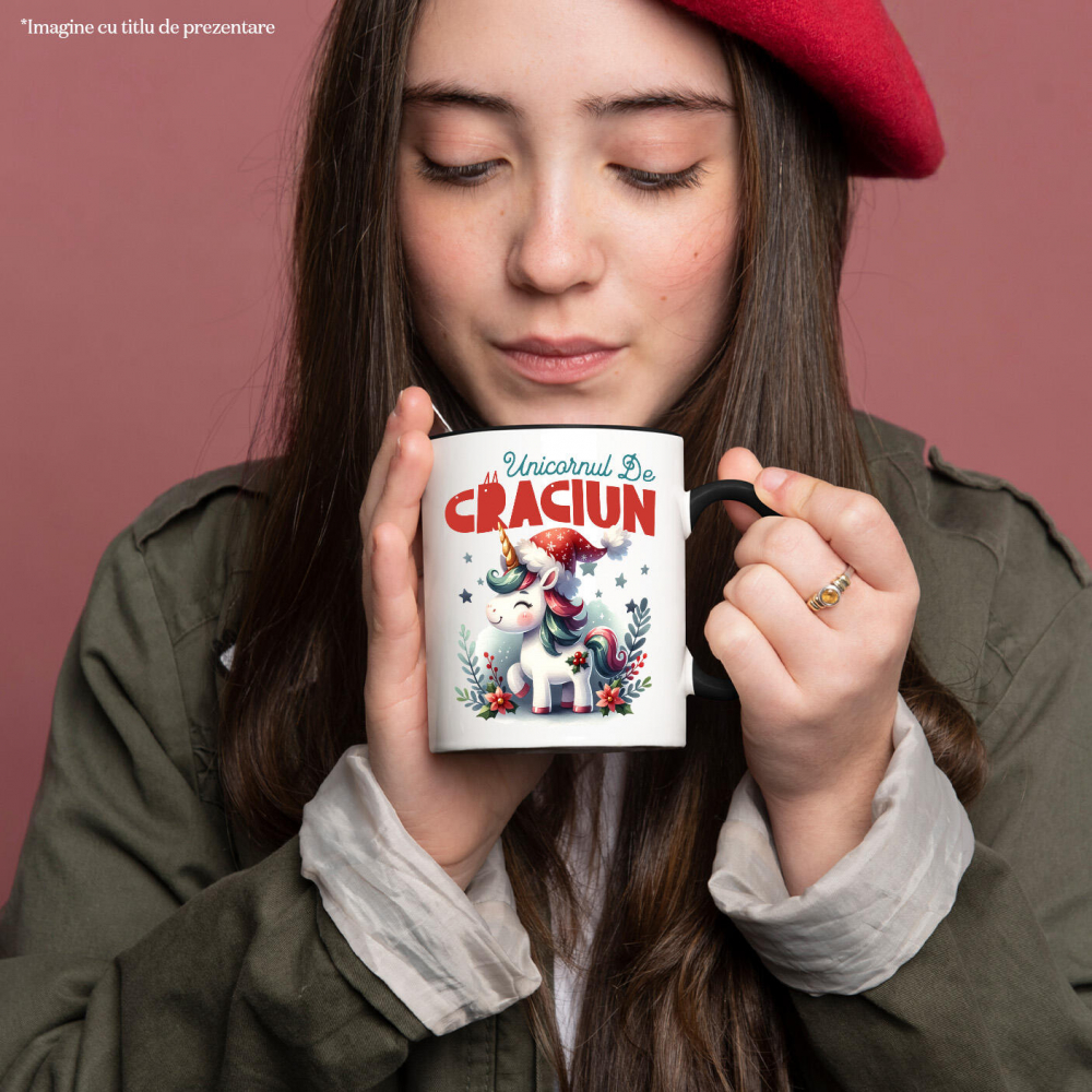 Cana Personalizata Unicorn Vesel Roz cu Căciulă de Moș Crăciun – Cadouri Personalizate pentru Crăciun Magic [2]