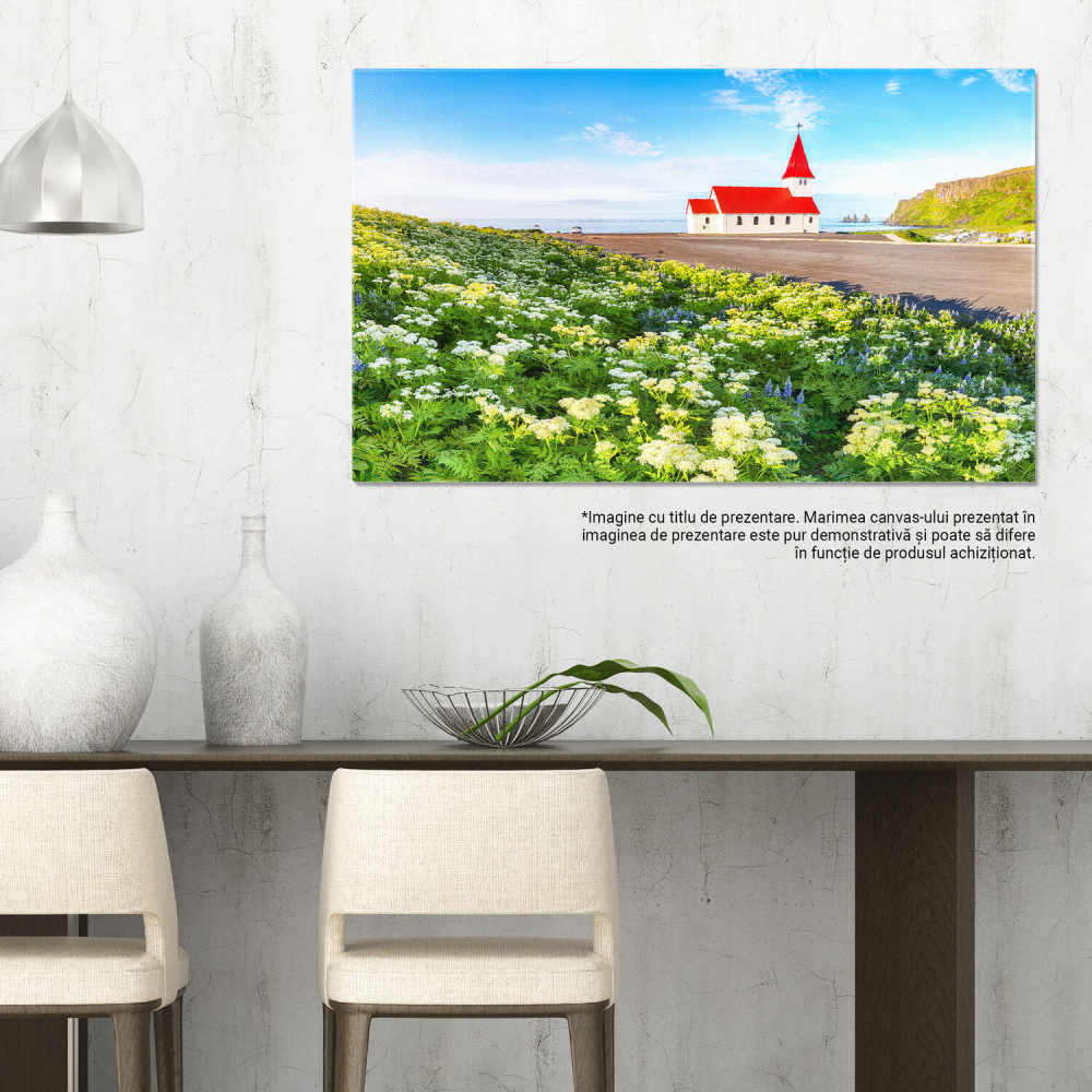 Biserica Vikurkirkja într-un Peisaj Primăvăratic – Tablou Canvas, Marime 40x25CM [3]