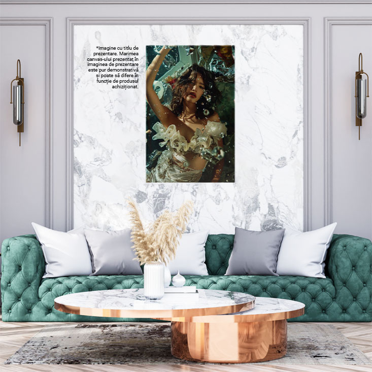 Tablou Canvas: Căderea Picăturilor de Apă Fata cu Volănașe Brunetă cu Buze Voluptoase Pictura Digitala 40x25CM [2]