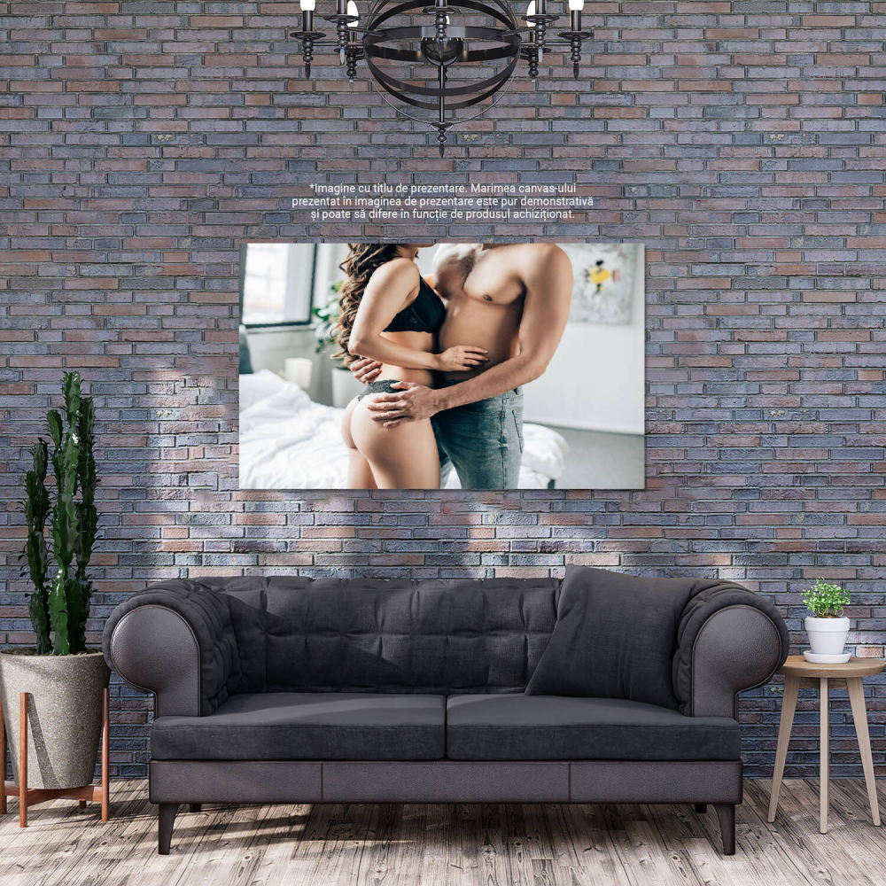 Cuplu Îmbrățișându-se Pasional: O Celebrere a Dragostei, Marime 40x25CM [4]