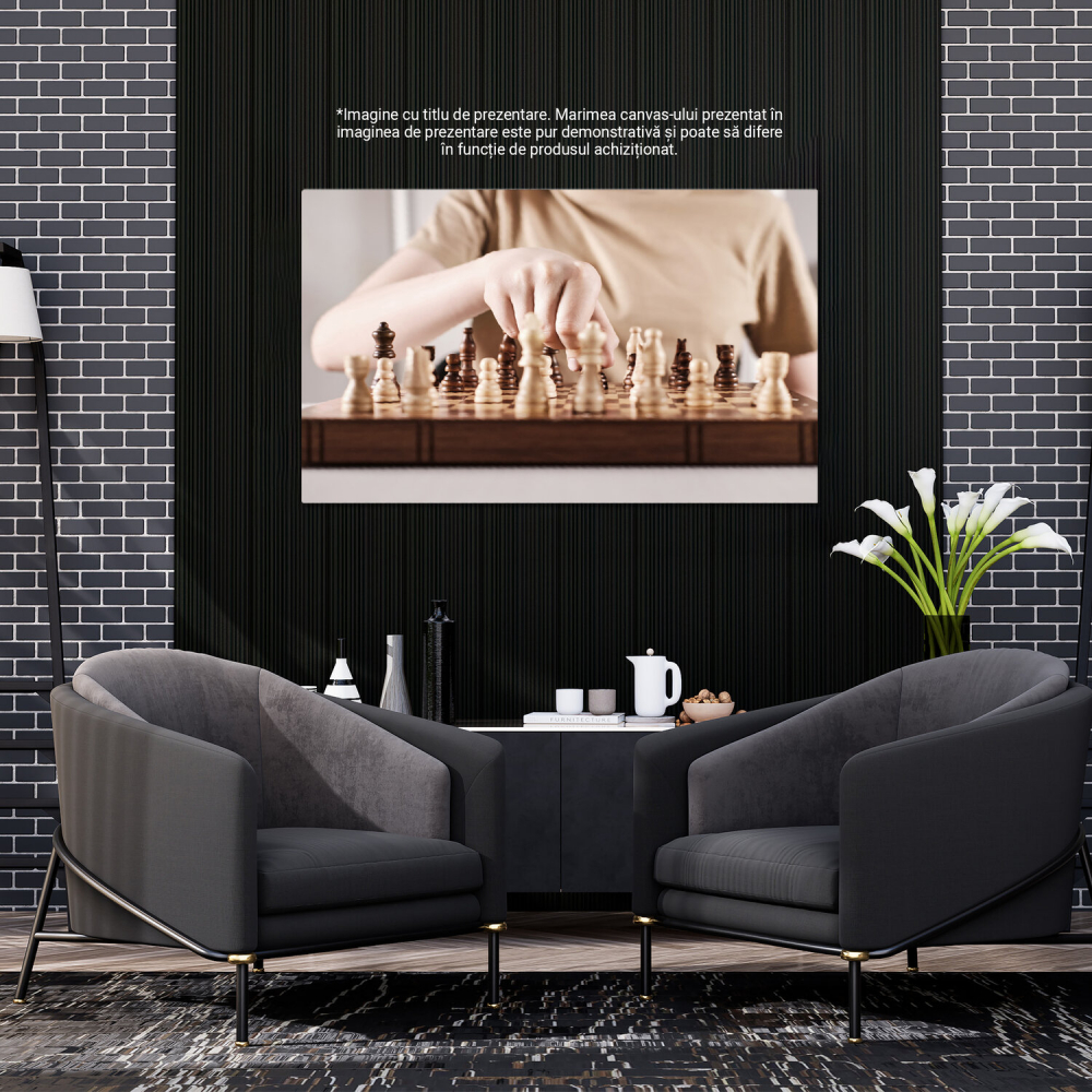 Tablou Canvas Mâna Victoriei în Joc de Strategie – Succes și Competitivitate, Marime 40x25CM [3]