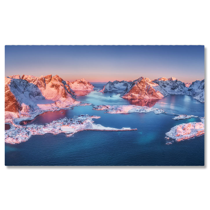 Tablou canvas cu peisaj, iarna, munti, apus de soare, oras, zapada, multicolor 40x25CM [1]