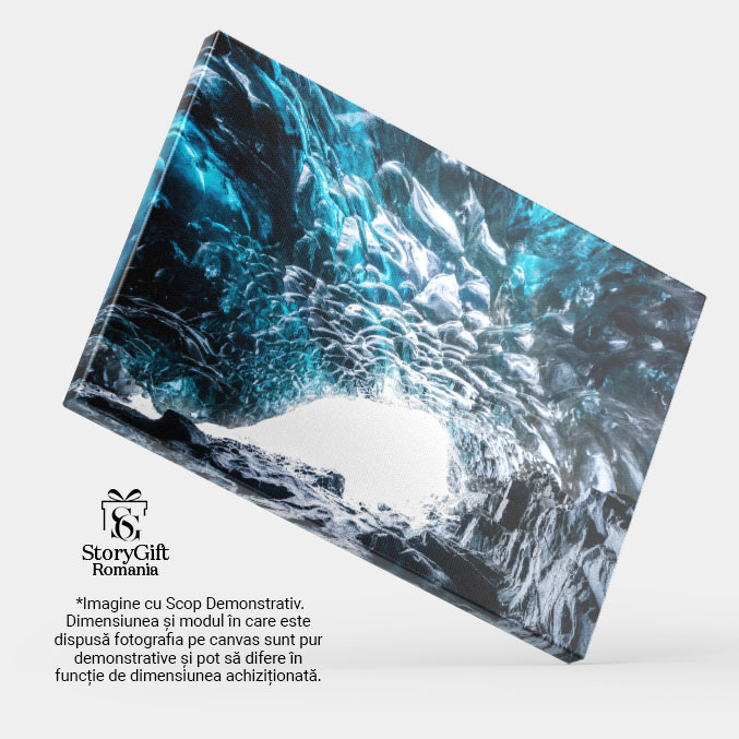 Tablou Canvas: Descoperirea Pesterilor de Gheata in Vatnajokull, Islanda 40x25CM [4]