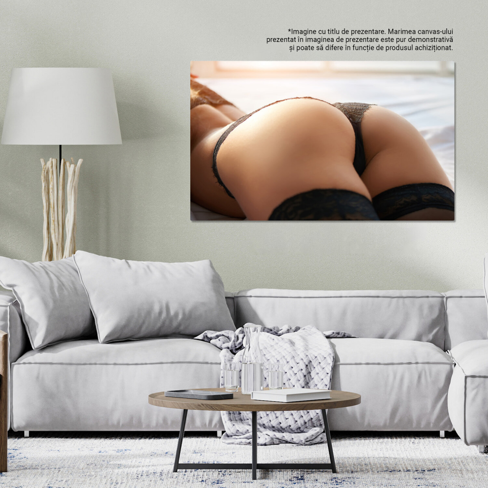 Tablou Canvas Detaliu Seducător: Lenjerie Neagră, Marime 40x25CM [3]