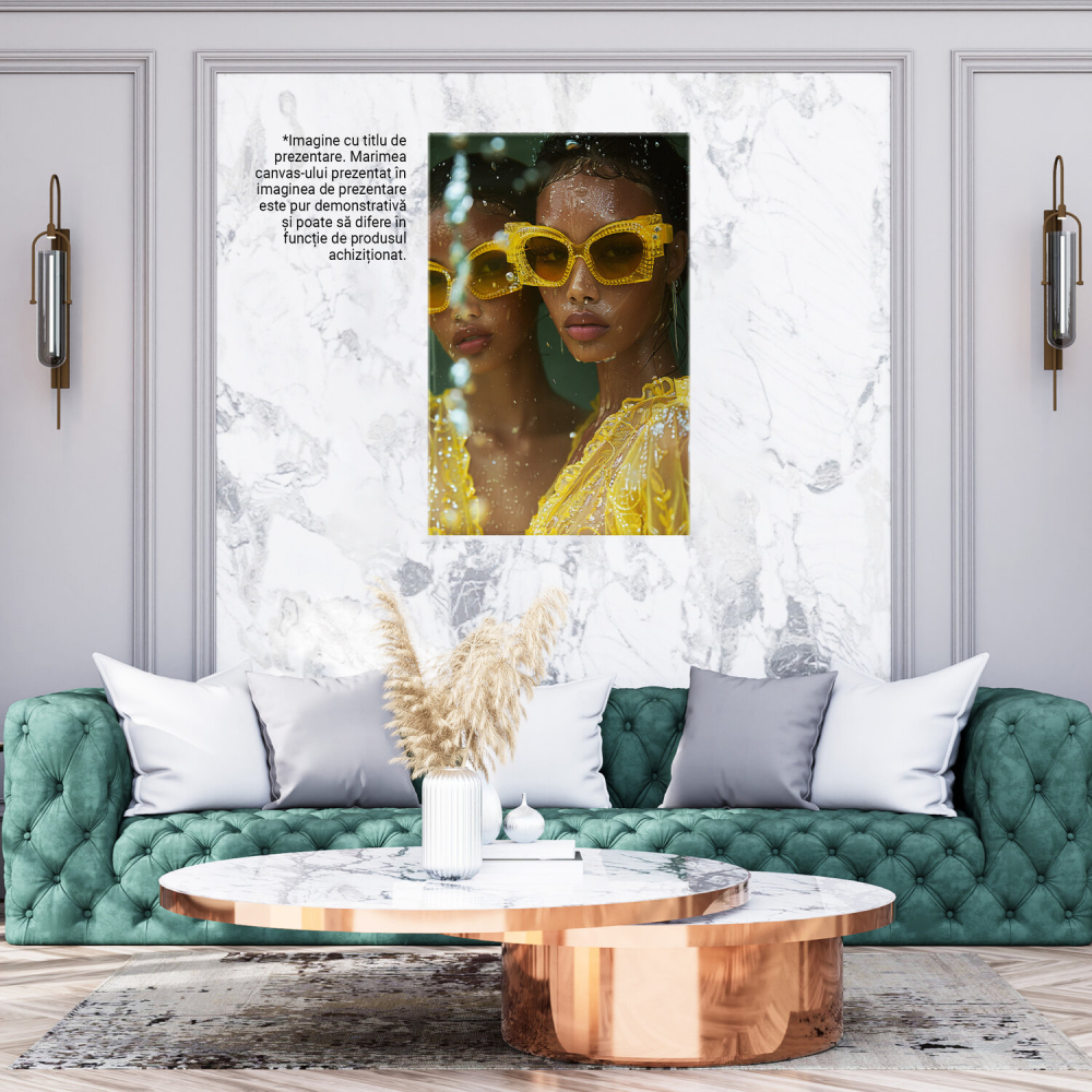 Femeie cu Ochelari Asortați și Rochie Galbenă, Marime 40x25CM [3]