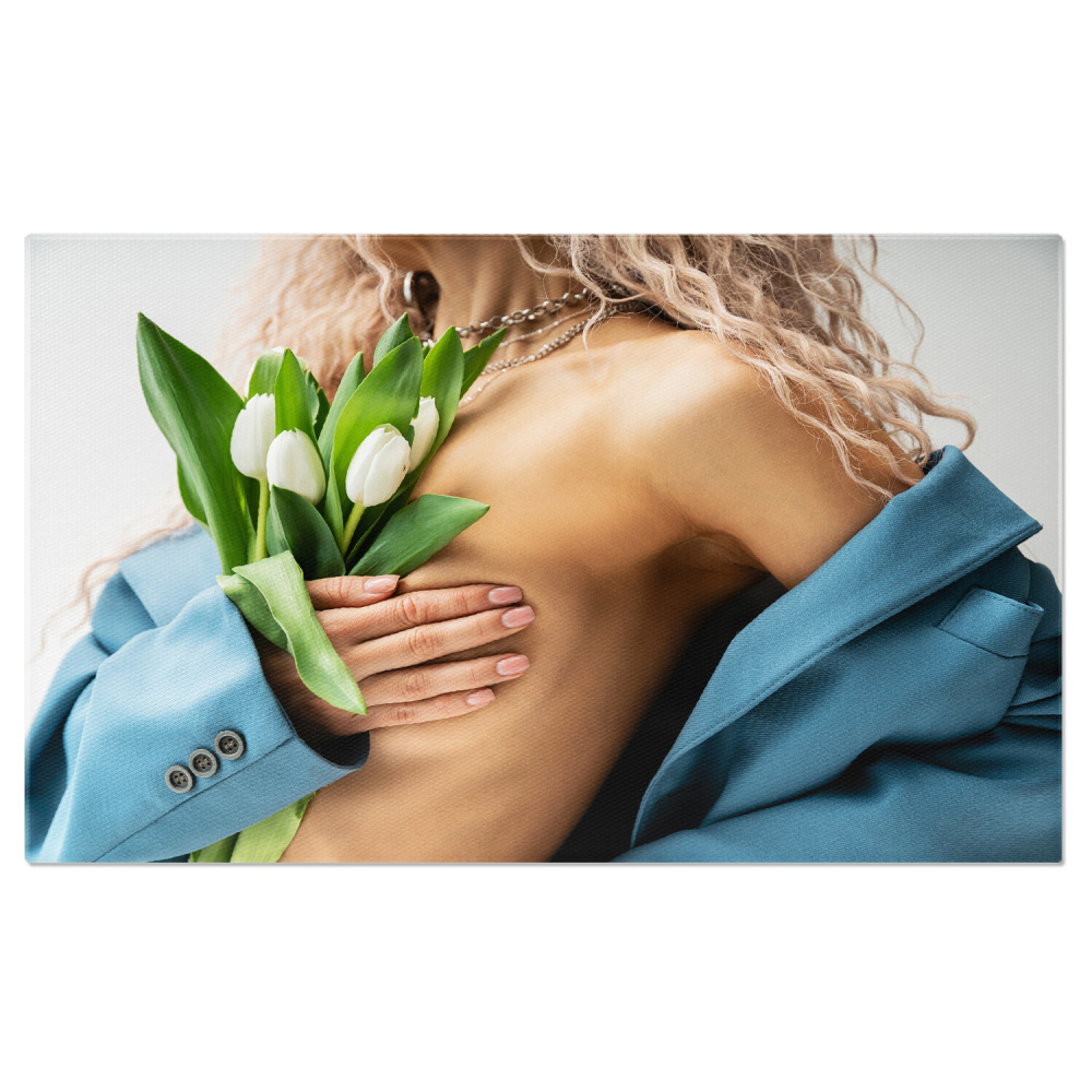 Frumusețea Primăverii în Esență Feminină: Glamour și Flori, Marime 40x25CM [1]