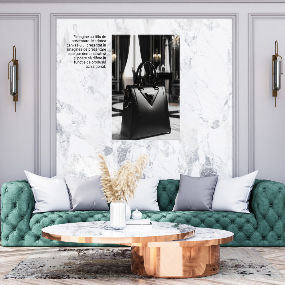 Tablou Canvas Geantă Neagră Simpla și Încăpătoare pentru Dama cu Triunghi Negru | Pictură Digitală, Marime 40x25CM [3]