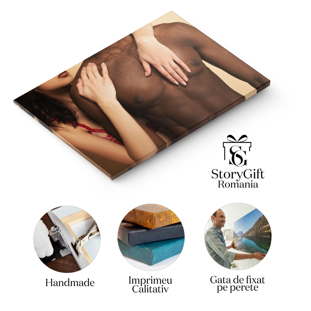 Îmbrățișarea Sensuală a unei Femei cu un Bărbat Afro-American, Marime 40x25CM [2]