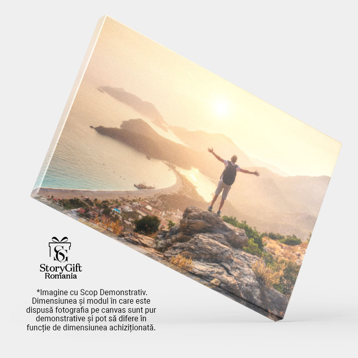 Tablou Canvas - in Varful Lumii: Calatorie la Apus de Soare in Munti 40x25CM [4]