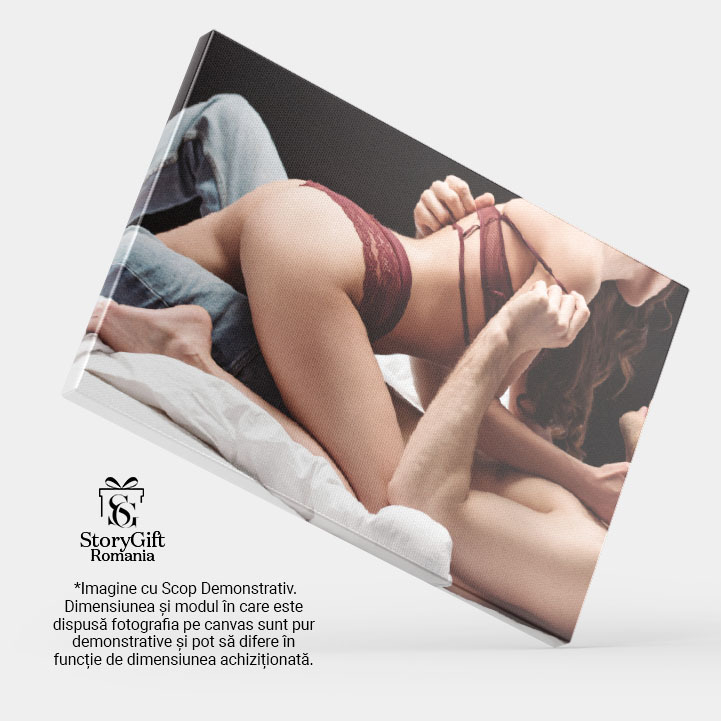 Tablou Canvas - Intimitate si pasiune, cuplu in lenjerie, senzualitate profunda 40x25CM [4]
