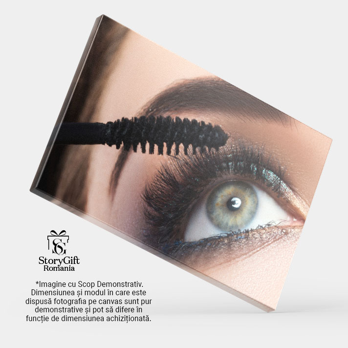 Tablou Canvas - Ochi stralucitori, machiaj detaliat, gene si umbre 40x25CM [4]