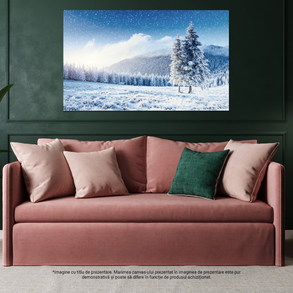 Tablou Canvas Peisaj de Iarnă cu Pădure Înghețată: Frumusețea Naturii Acoperită de Zăpadă, Marime 40x25CM [4]