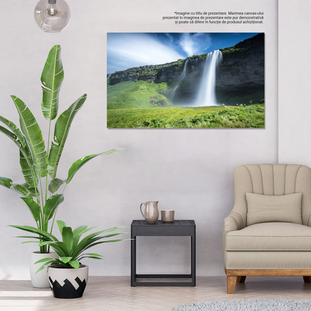 Tablou Canvas Cascada Seljalandfoss - Peisaj Uimitor pentru Decor, Marime 40x25CM [3]