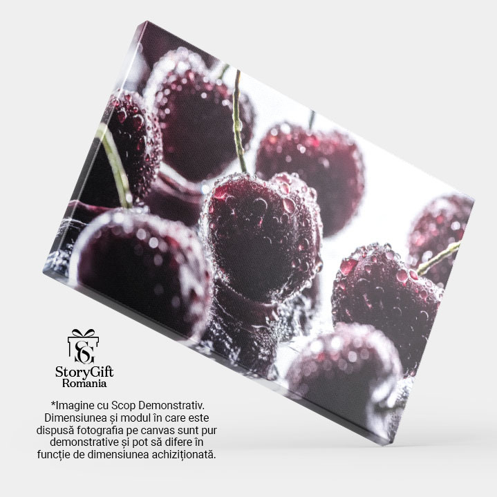 Tablou Canvas Perspectiva Detaliata a Cireselor Rosii si Maturate, Ornate cu Picaturi de apa, Oferind un aspect imbietor si Gustos al Fructelor Proaspete 40x25CM [4]