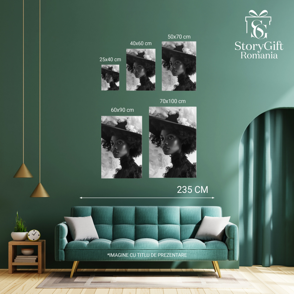 Portret Dramatic în Alb și Negru - Doamnă în Rochie cu Fum Dens pe Palarie, Marime 40x25CM [4]