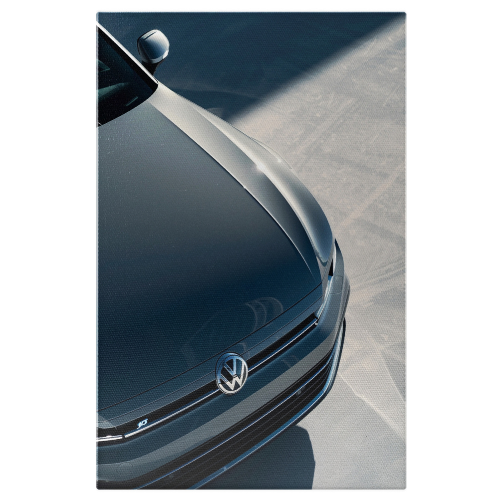 Tablou Canvas - Reflexia Eleganței Volkswagen și Jocul de Lumini, Marime 40x25CM [1]