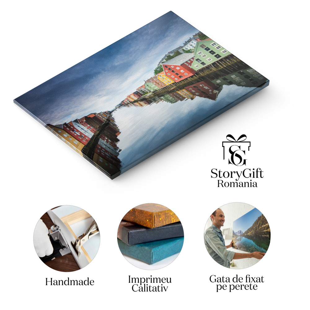 Tablou Canvas Reflexii Strălucitoare pe Râul Nidelva, Trondheim: Frumusețea Norvegiei, Marime 40x25CM [2]