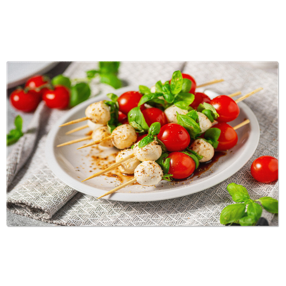 Salata Caprese: Aroma Mediteraneană cu Fresh, Busuioc și Mozzarella, Marime 40x25CM [1]
