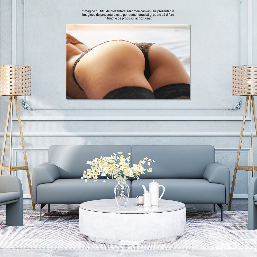 Tablou Canvas: Senzualitate și Lingerie Elegantă, Marime 40x25CM [4]