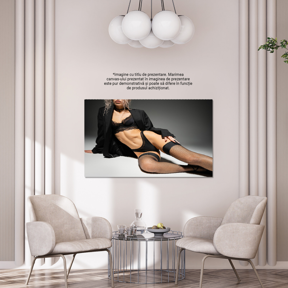 Stil și Senzualitate - Eleganță în Negru, Marime 40x25CM [4]