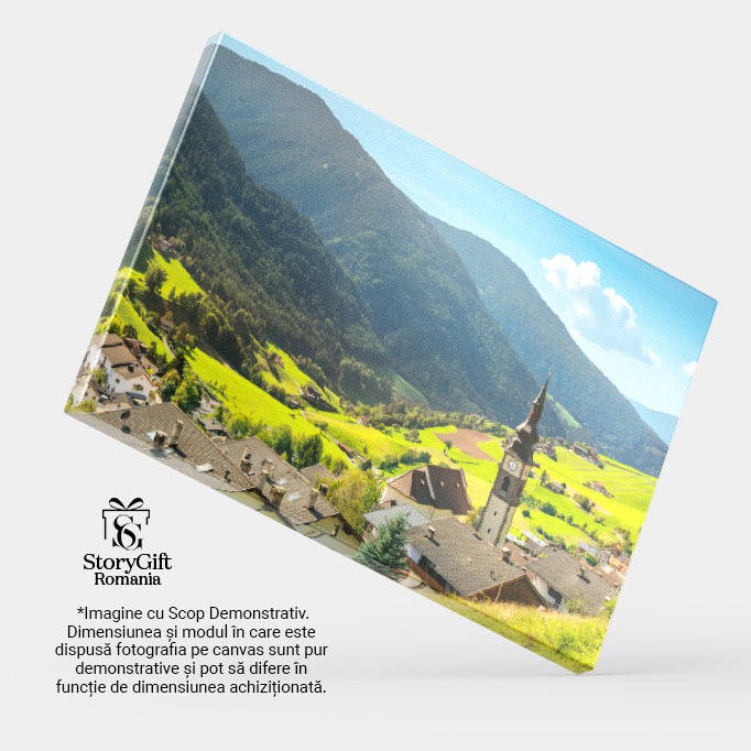 Tablou Canvas Valea Funes, Satul San Pietro si Biserica Funes, Vale, Peisaj Rural, San Pietro, Biserica. 2098 40x25CM [4]