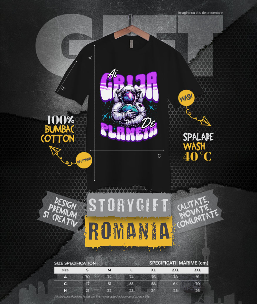 Tricou Femei, Barbati, Copii, Fata, Baiat, Unisex Personalizat "Produse personalizate ecologice – Astronaut în costum spațial îmbrățișând planeta Pământ" [4]