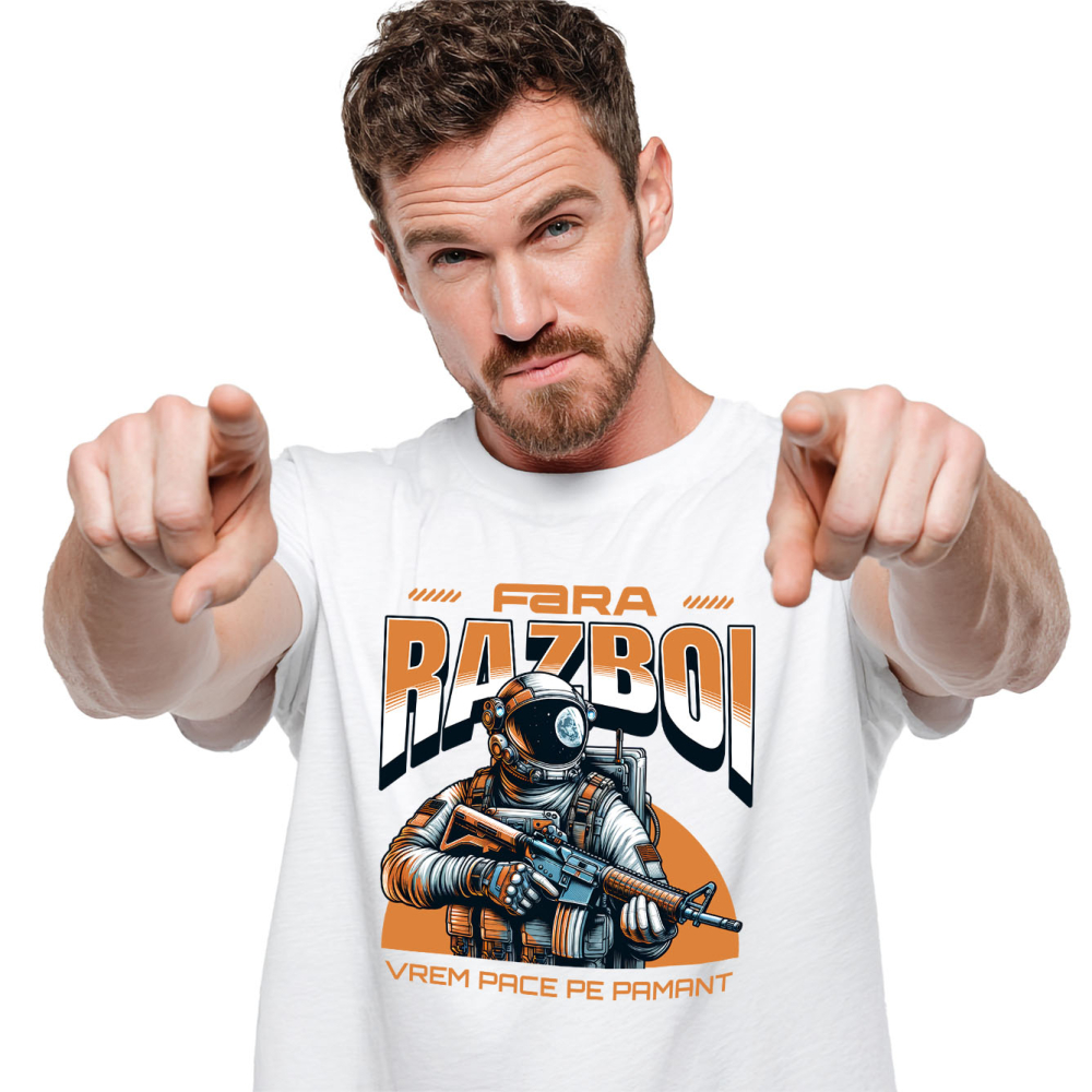 Tricou Femei, Barbati, Copii, Fata, Baiat, Unisex Personalizat Astronaut cu Armură și Mesaj de Pace "Fără Război, Vrem Pace Pe Pământ" - Cadouri Personalizate pentru Familie și Prieteni [1]