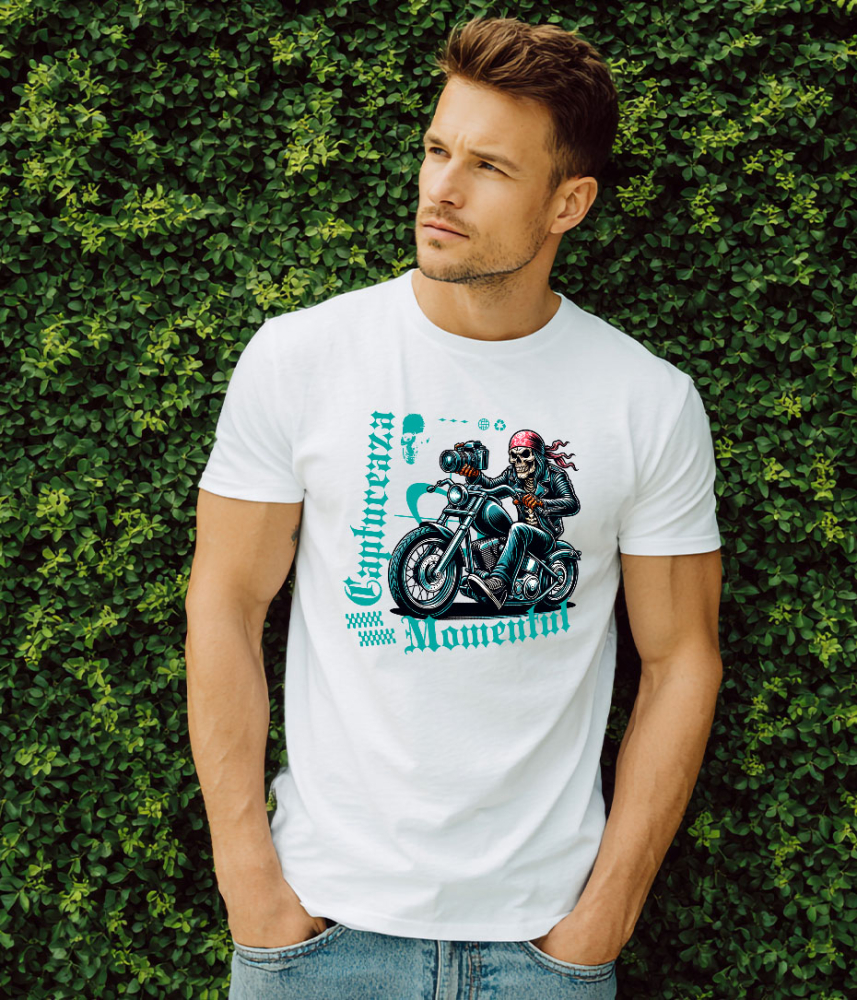 Tricou Femei, Barbati, Copii, Fata, Baiat, Unisex Personalizat Craniu Motociclist Cu Bandană Roșie și Aparat Foto – Design Rebel și Original [2]