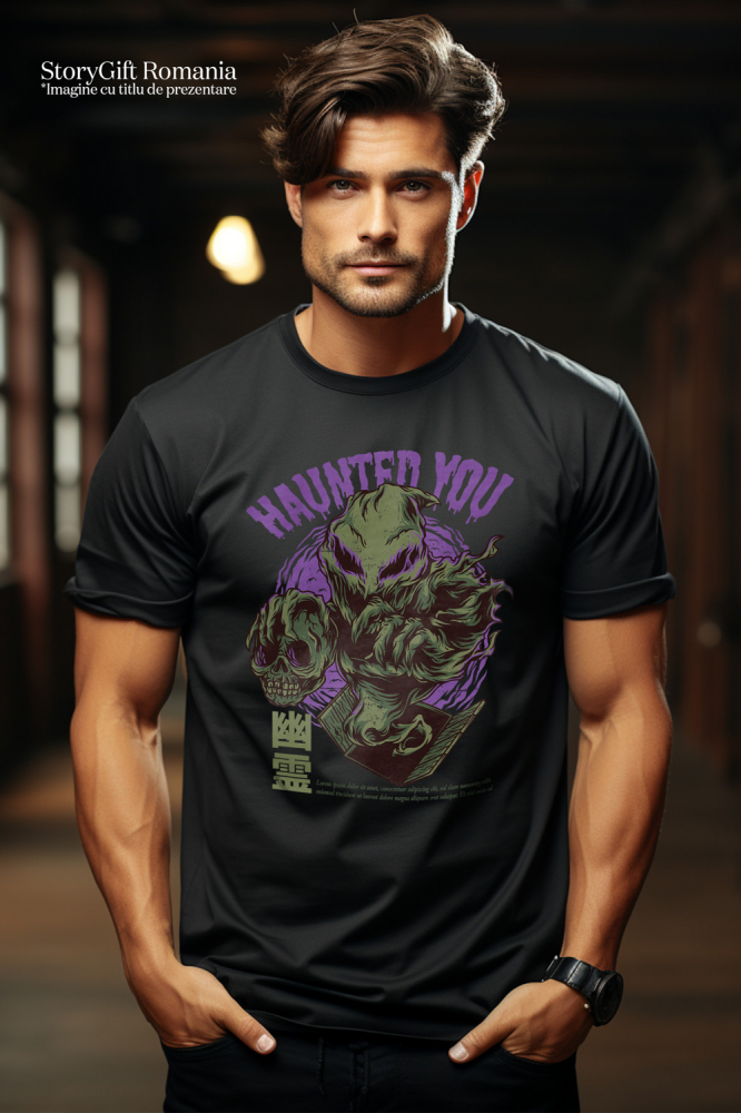 Tricou Barbati Cu Monstru Cu Un Craniu Uman In Mana, Text In Engleza Haunted You, Artwork, Ilustratie, Unica, Creativitate,  cu imprimeu pe Fata, 100% Bumbac, Negru, M [3]
