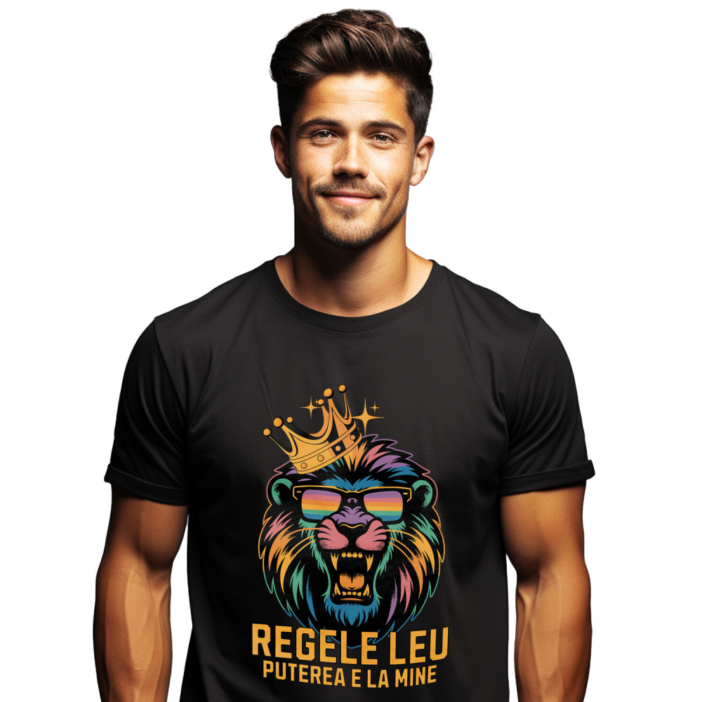 Tricou Femei, Barbati, Copii, Fata, Baiat, Unisex Personalizat Tricou Personalizat Regele Leu Furios cu Ochelari de Soare – "Puterea E La Mine" | Cadou pentru Iubitori de Leu și Putere [1]