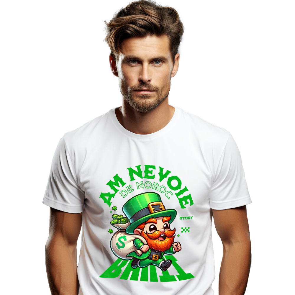 Tricou Femei, Barbati, Copii, Fata, Baiat, Unisex Personalizat Spiriduș Norocos cu Sac de Bani – Cadou pentru Familie, Copii și Tati, Simbol al Norocului și Succesului Financiar [1]