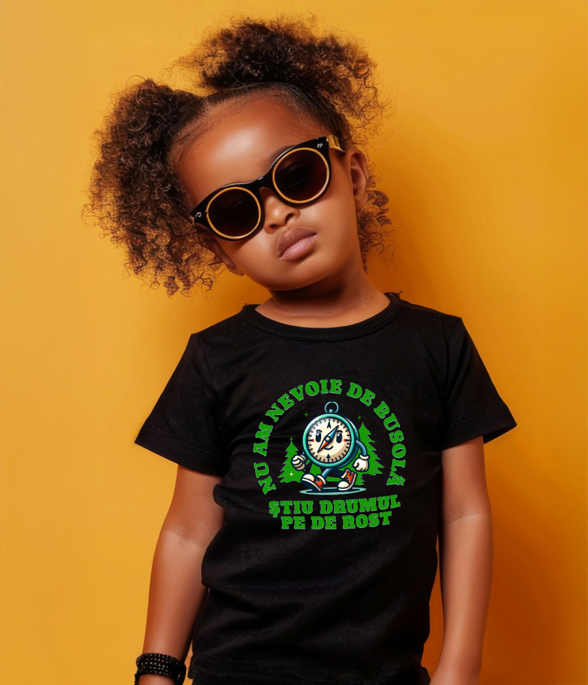 Tricou Femei, Barbati, Copii, Fata, Baiat, Unisex Personalizat "Cadou Personalizat ‘Nu Am Nevoie De Busolă’ – Mesaj Motivațional pentru Iubitorii de Drumeție și Aventură Montană" [4]