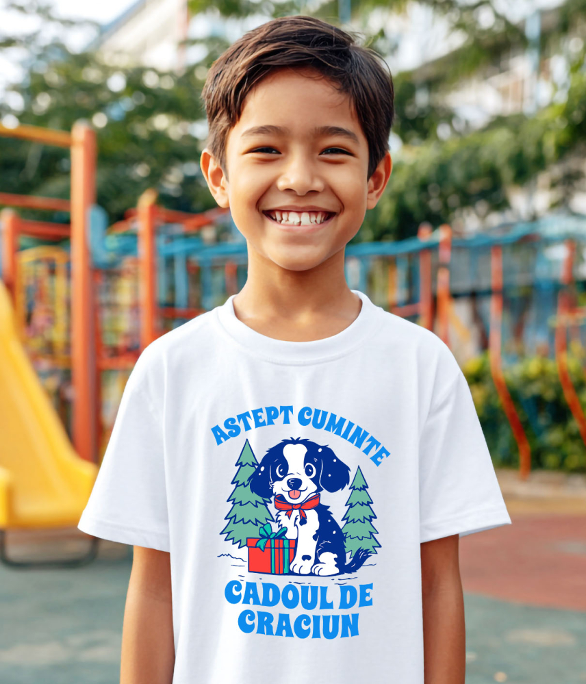 Tricou Femei, Barbati, Copii, Fata, Baiat, Unisex Personalizat Tricou Personalizat Crăciun – Câine Lângă Brad | Cadou Haios [4]