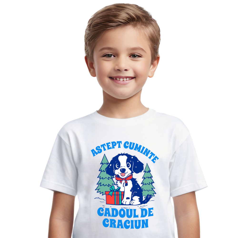 Tricou Femei, Barbati, Copii, Fata, Baiat, Unisex Personalizat Tricou Personalizat Crăciun – Câine Lângă Brad | Cadou Haios [2]