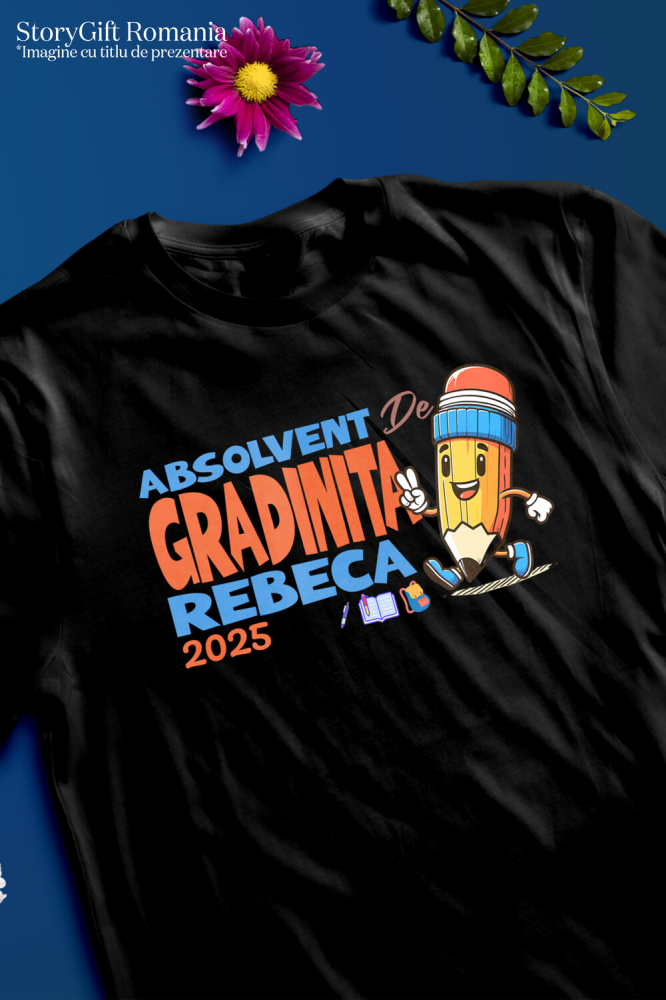 Tricou Femei, Barbati, Copii, Fata, Baiat, Unisex Personalizat Creion Vesel cu Semnul Păcii și Text Personalizat „Absolvent Grădiniță Rebeca” - Cadou Educațional pentru Copii [3]