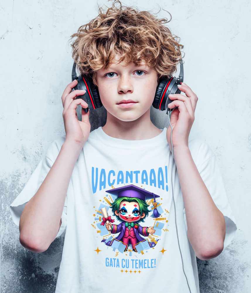 Tricou Copii cu Joker in Aventuri Nebune de Vacanta si Diplome 100% Bumbac, Alb, 12 Ani [3]
