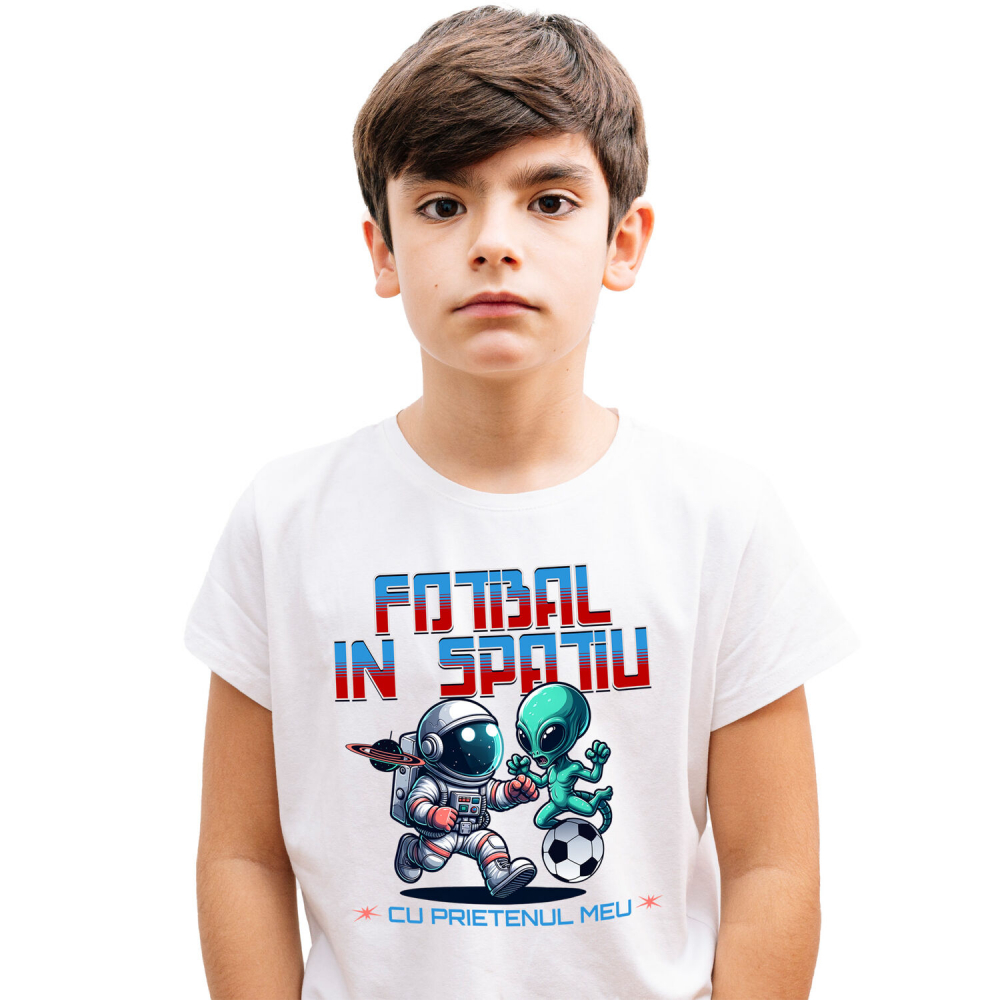 Tricou Femei, Barbati, Copii, Fata, Baiat, Unisex Personalizat „Extraterestru și Astronaut Meci Fotbal în Spațiu – Cadouri Personalizate pentru Familie, Tati și Copii” [2]