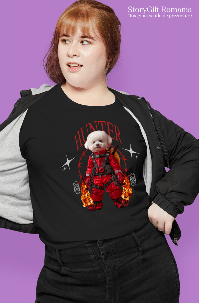 Tricou Femei cu Animal In Costum Rosu Similar cu Deadpool, Flacari, Peronalizata cu Numele si Poza Animalului Tau cu imprimeu pe Fata, 100% Bumbac, Negru, XS [2]