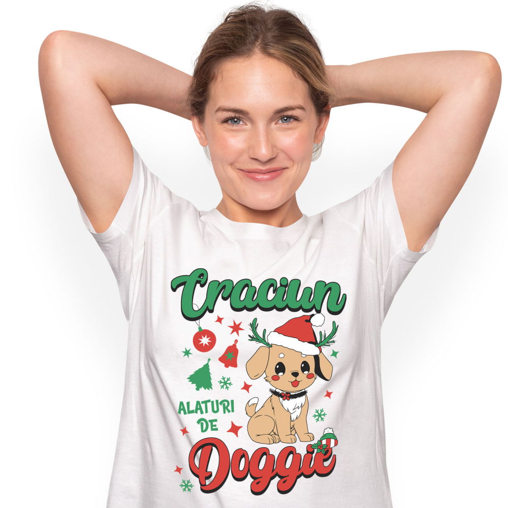 Tricou Femei, Barbati, Copii, Fata, Baiat, Unisex Personalizat Câine cu Căciulă de Crăciun - Crăciun Alături de Doggie [1]