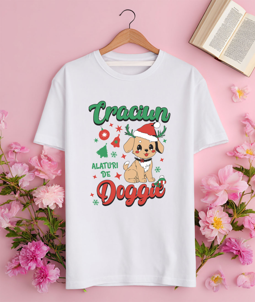 Tricou Femei, Barbati, Copii, Fata, Baiat, Unisex Personalizat Câine cu Căciulă de Crăciun - Crăciun Alături de Doggie [3]
