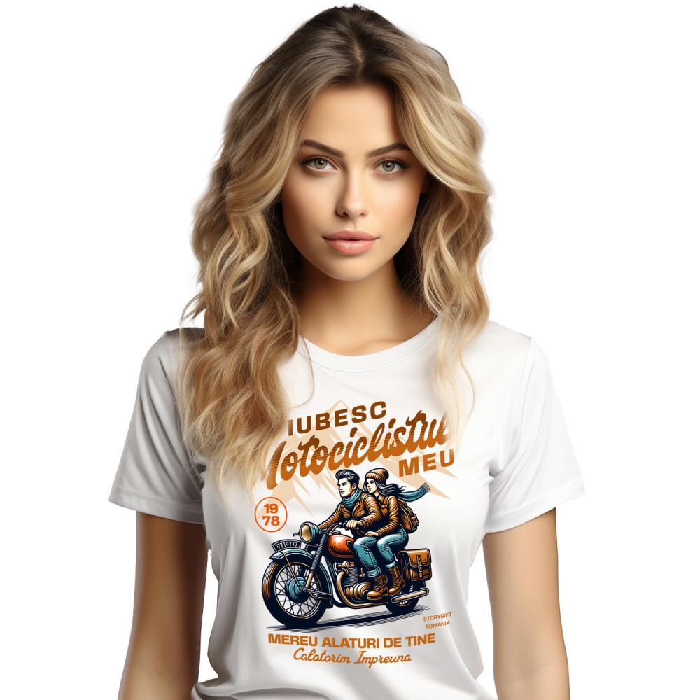Tricou Femei, Barbati, Copii, Fata, Baiat, Unisex Personalizat Cuplu Romantic pe Motocicletă – Aventură Printre Munți de Valentine's Day [1]