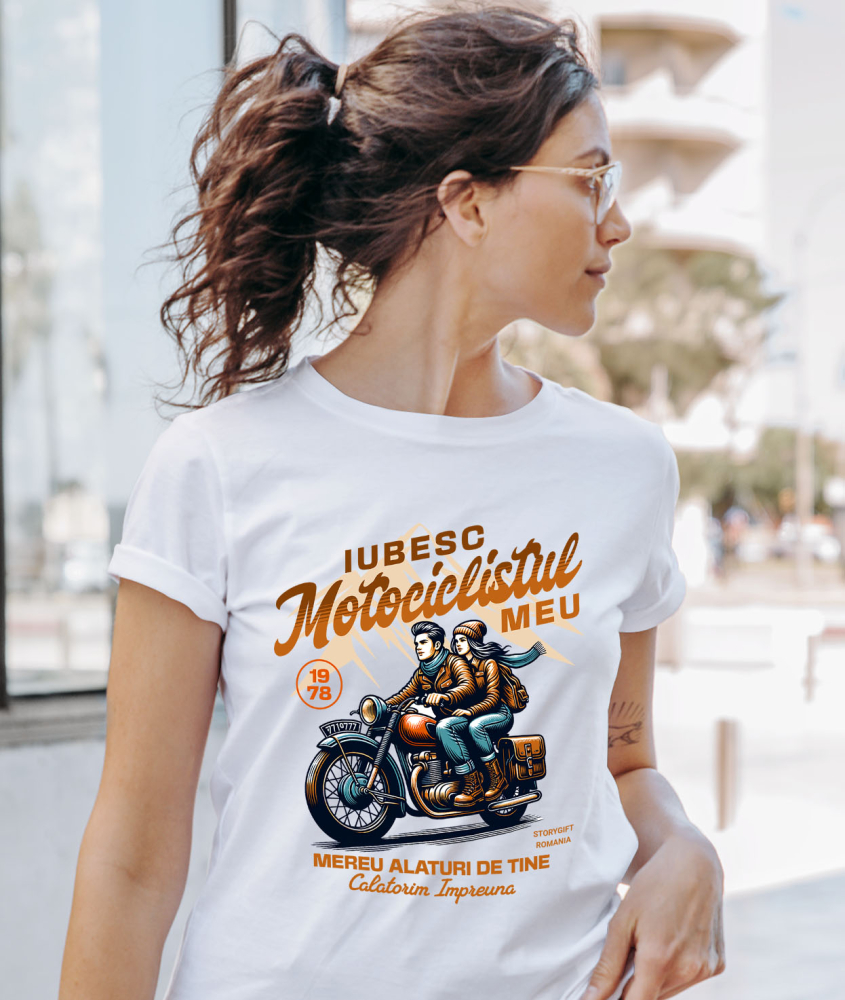 Tricou Femei, Barbati, Copii, Fata, Baiat, Unisex Personalizat Cuplu Romantic pe Motocicletă – Aventură Printre Munți de Valentine's Day [2]