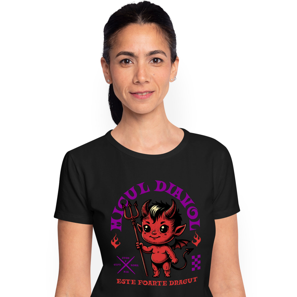 Tricou Femei, Barbati, Copii, Fata, Baiat, Unisex Personalizat Diavol Cu Furca și Mesaj „Micul Diavol Este Foarte Drăguț” pentru Halloween | Cadou Personalizat pentru Copii [1]