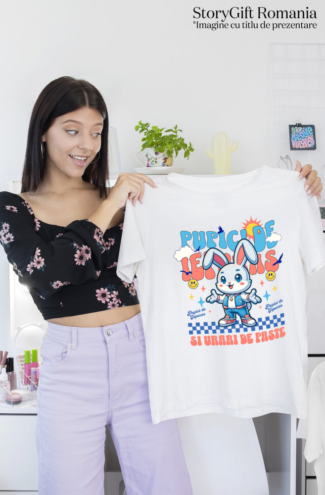 Tricou Femei, Barbati, Copii, Fata, Baiat, Unisex Personalizat "Iepure Alb cu Urechi Lungi și Îmbrăcăminte Modernă – Pupici și Urări de Paște Fericit" [2]